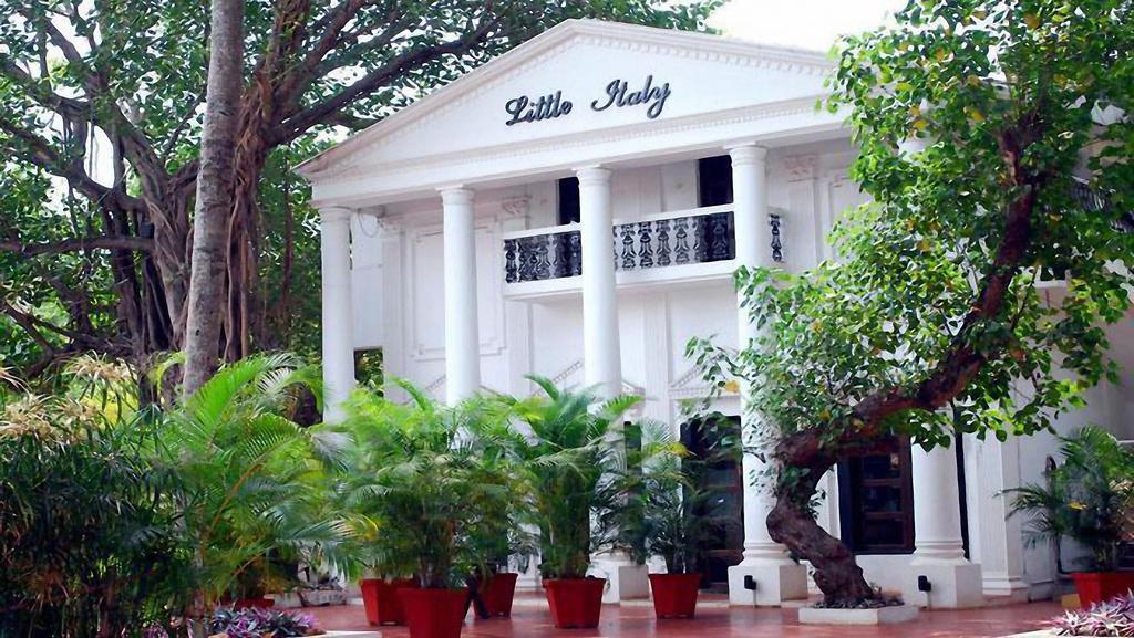 Little Italy Hotell Calangute Exteriör bild